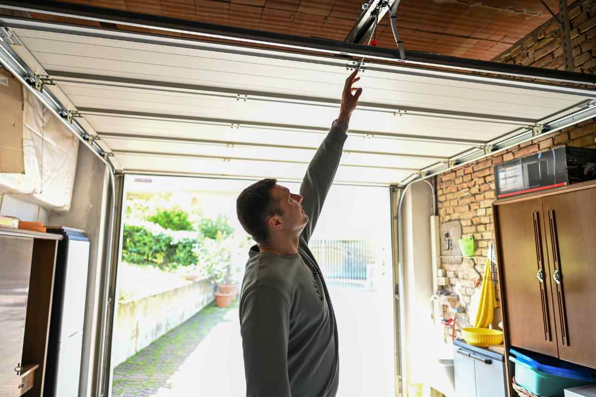 Noisy Garage Door Causes
